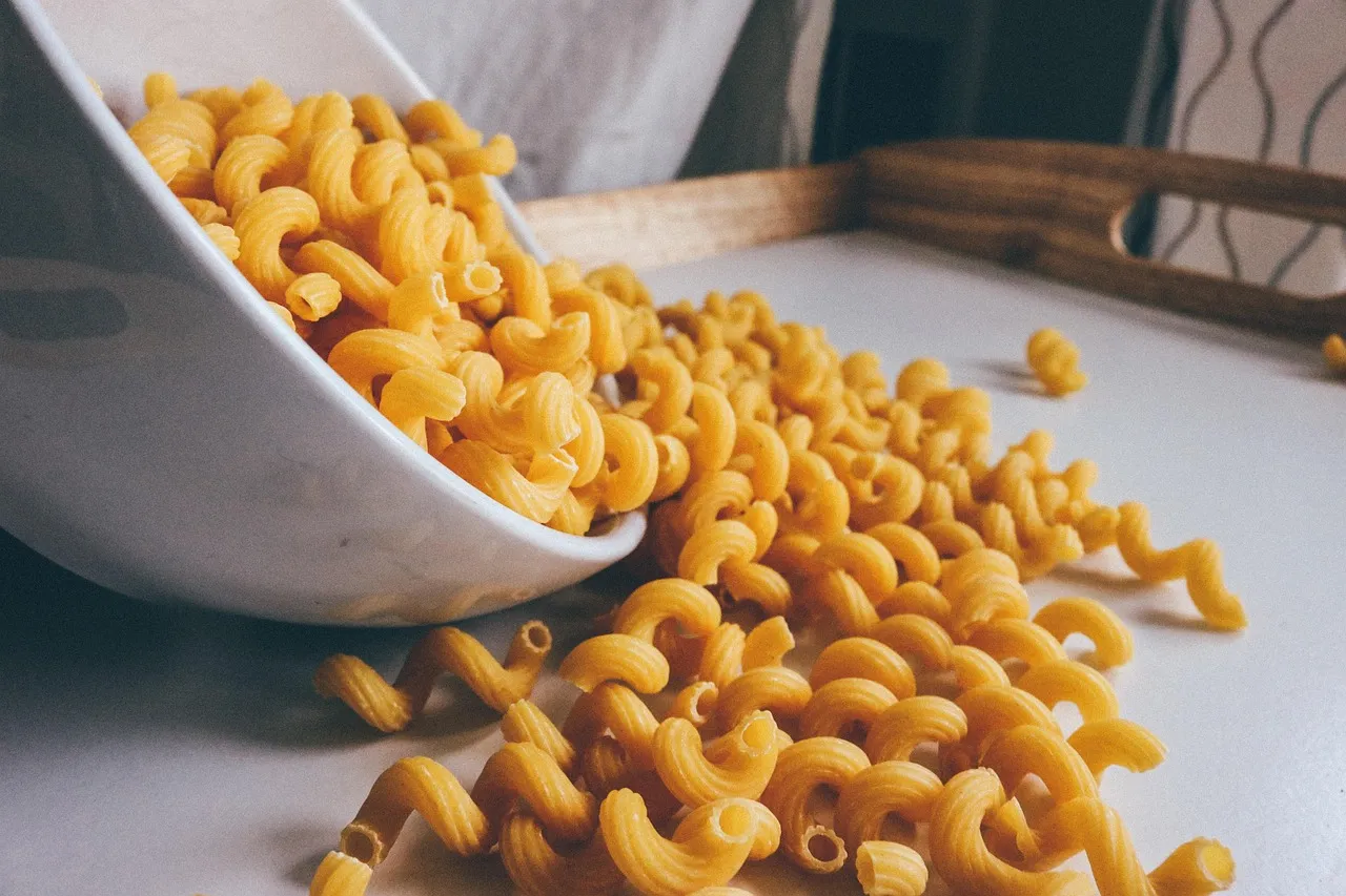 Roasted Cauliflower Macaroni and Cheese - Tastemaker Blog