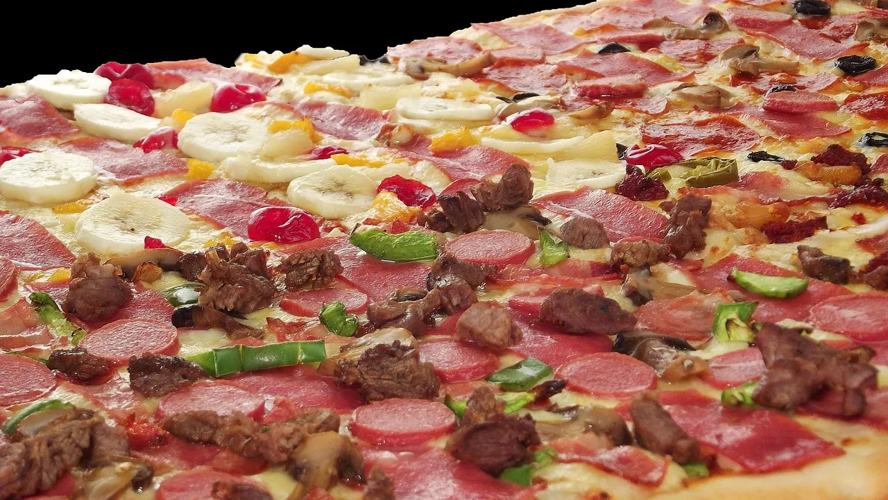 Focaccia Salad Pizza - Tastemaker Blog