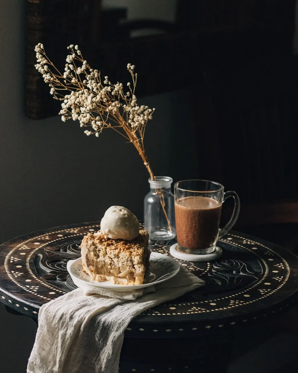 Double Crust Apple Pie with My Sister - Tastemaker Blog