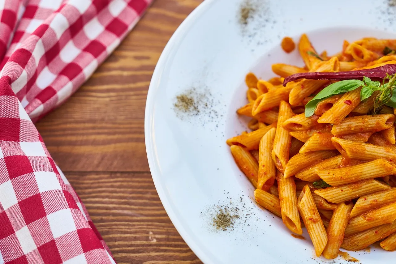 Cacio e Pepe - Tastemaker Blog