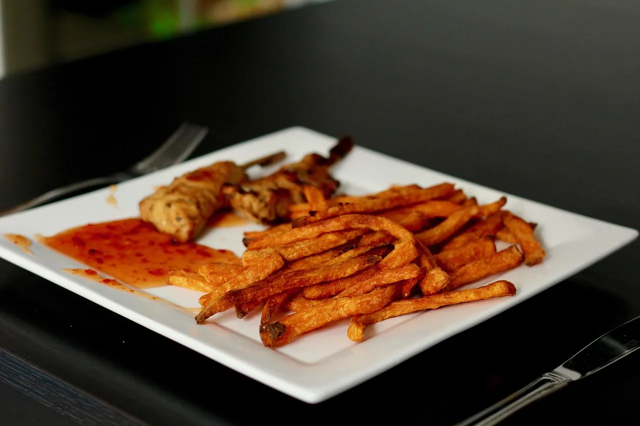 Sweet Potato Fries with Avocado Sauce - Tastemaker Blog