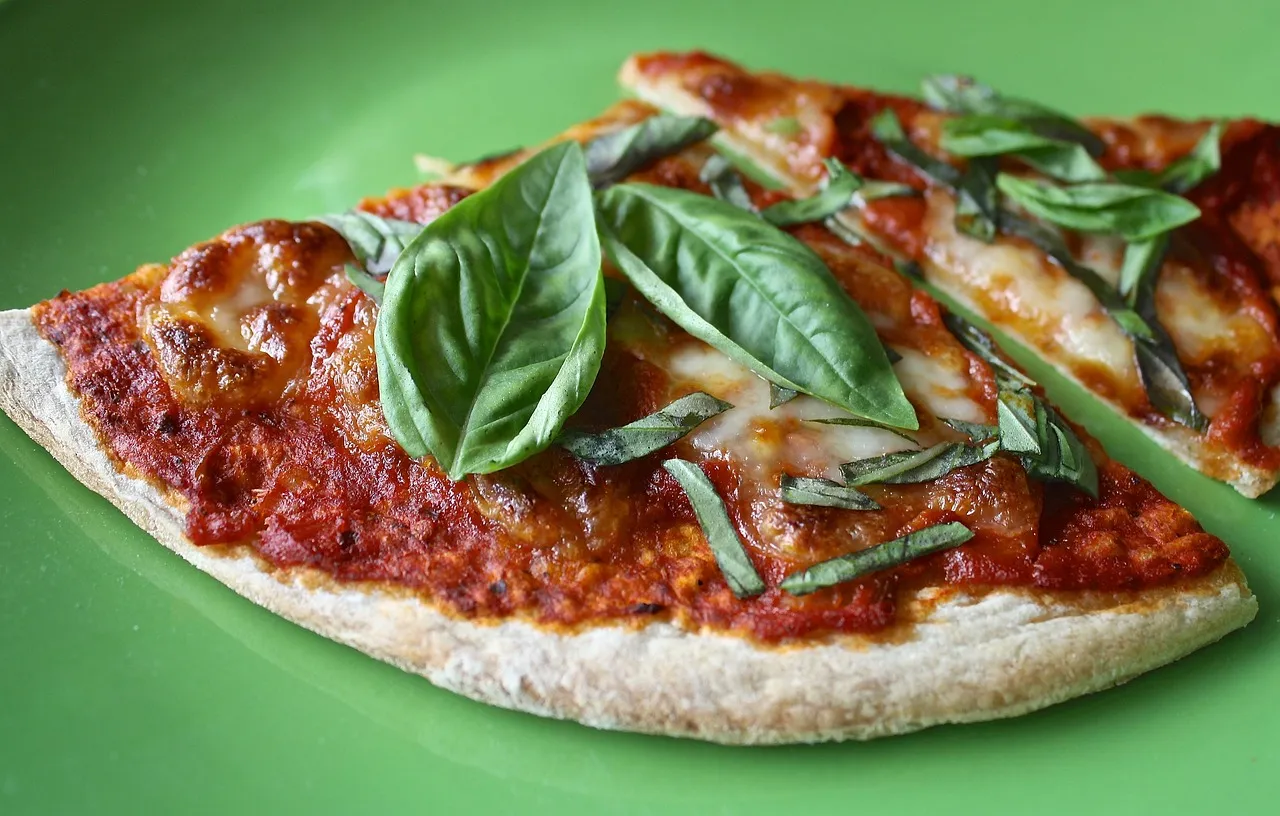 Green Pizza with Kale Pesto - Tastemaker Blog