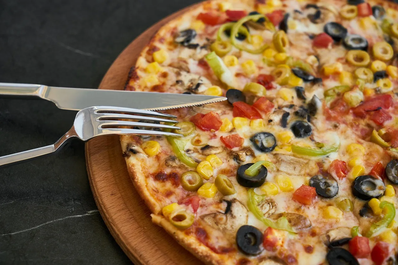 Pickled Pepper Pizza - Tastemaker Blog