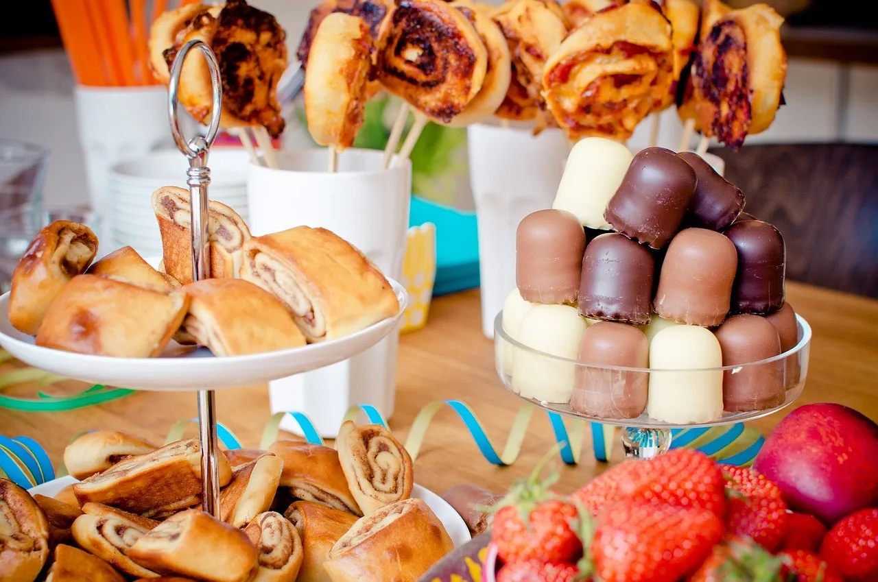 Our Favorite Sweet Rolls - Tastemaker Blog
