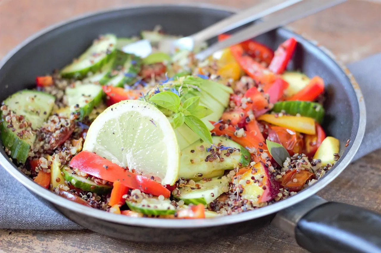 Summer Quinoa Salad - Tastemaker Blog
