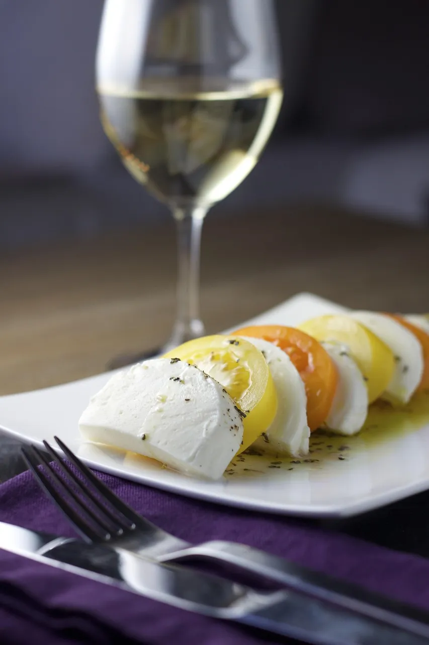 Caprese Stuffed Shells - Tastemaker Blog