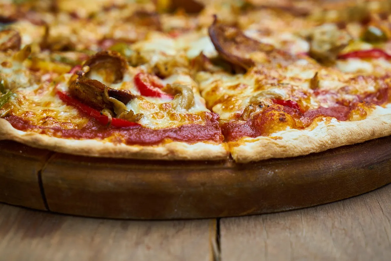Pickled Pepper Pizza - Tastemaker Blog