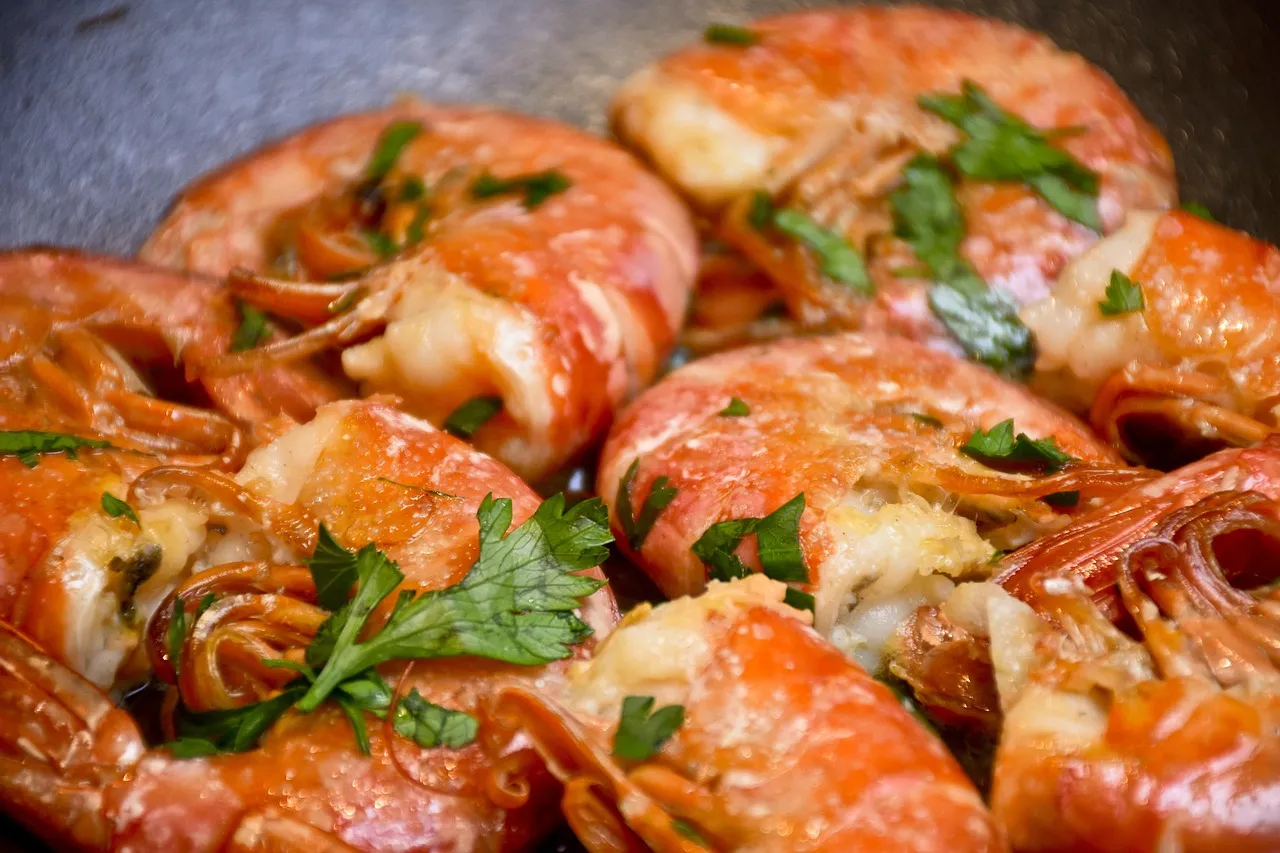 Shrimp with Lemon and Garlic Sauce - Tastemaker Blog