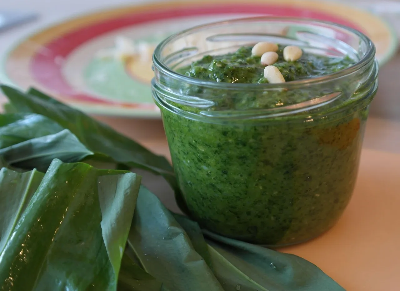Arugula Pesto - Tastemaker Blog