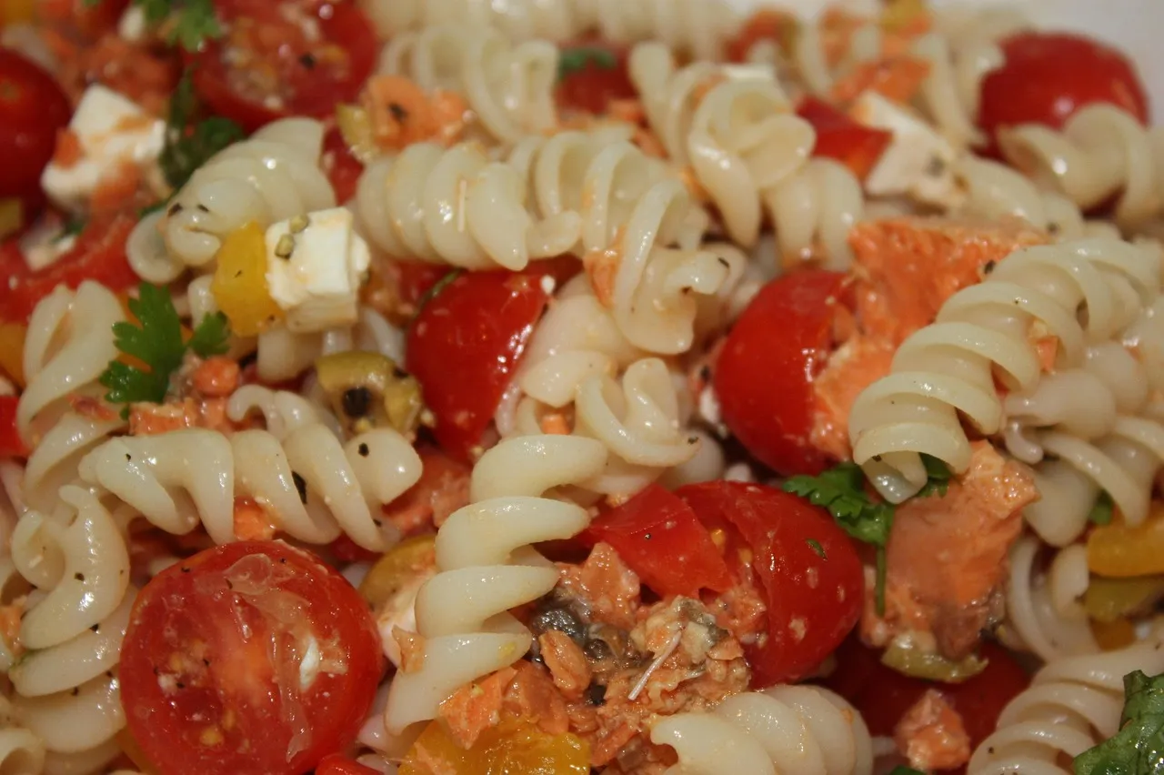 Arugula Pesto Bucatini - Tastemaker Blog
