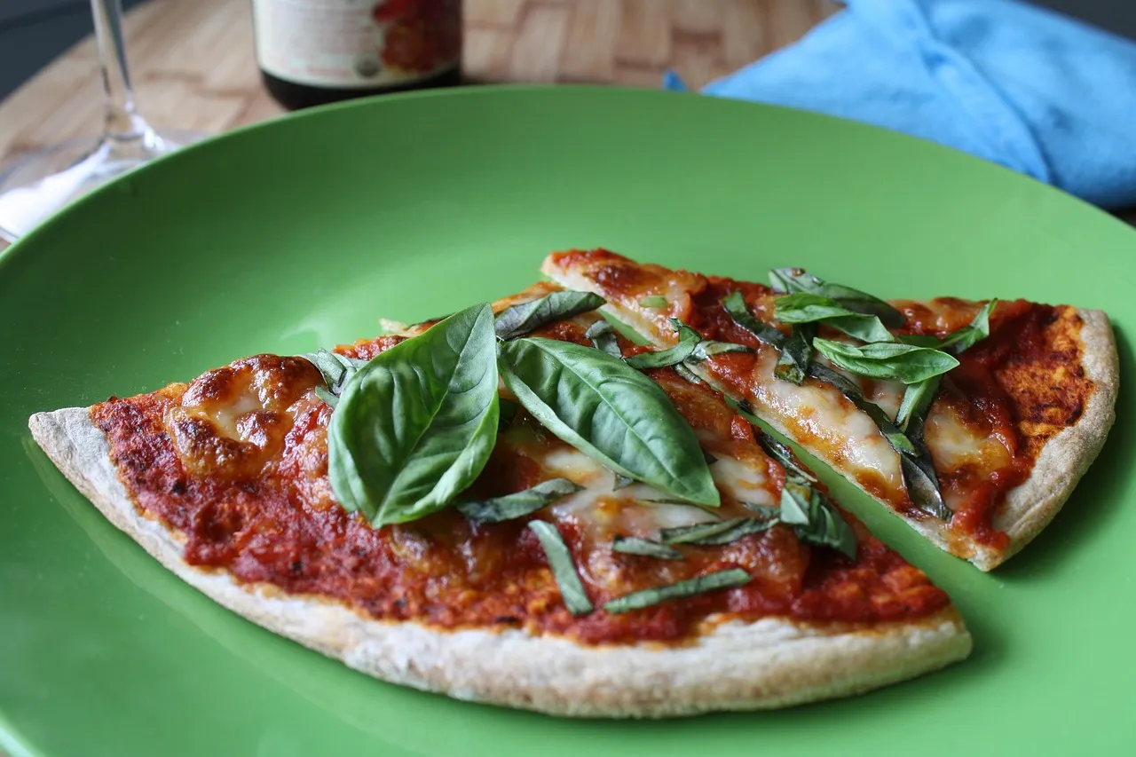 Green Pizza with Kale Pesto - Tastemaker Blog