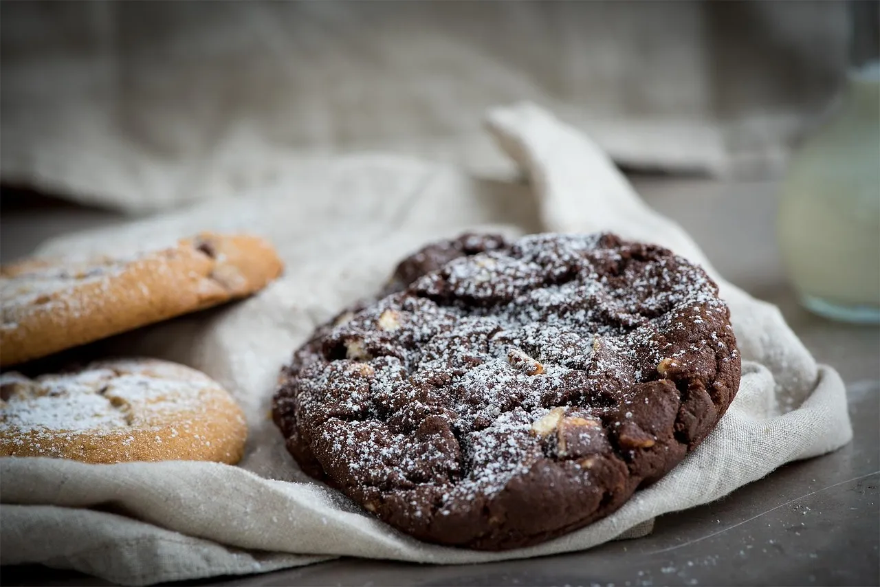 Giant Salted Dark Chocolate Chunk Cookies - Tastemaker Blog