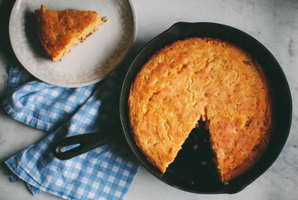 Green Chile Skillet Cornbread - Tastemaker Blog