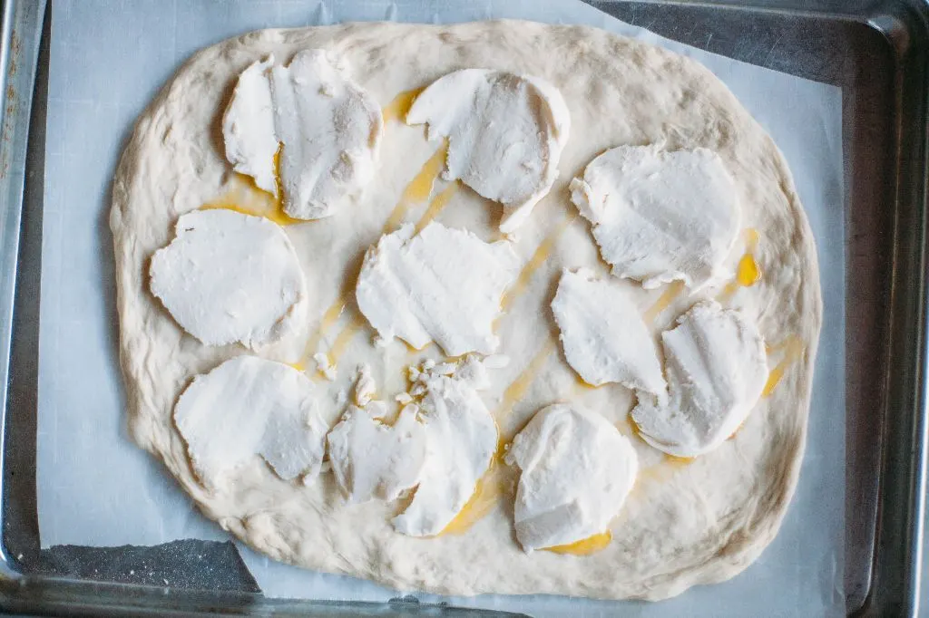 Nashville Hot Chicken Pizza - Tastemaker Blog