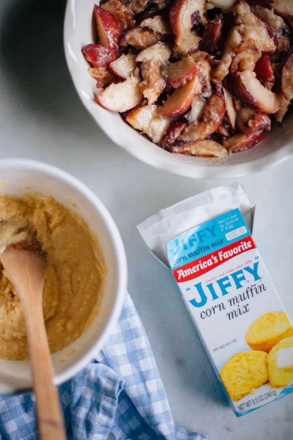 Cornbread Peach Cobbler - Tastemaker Blog