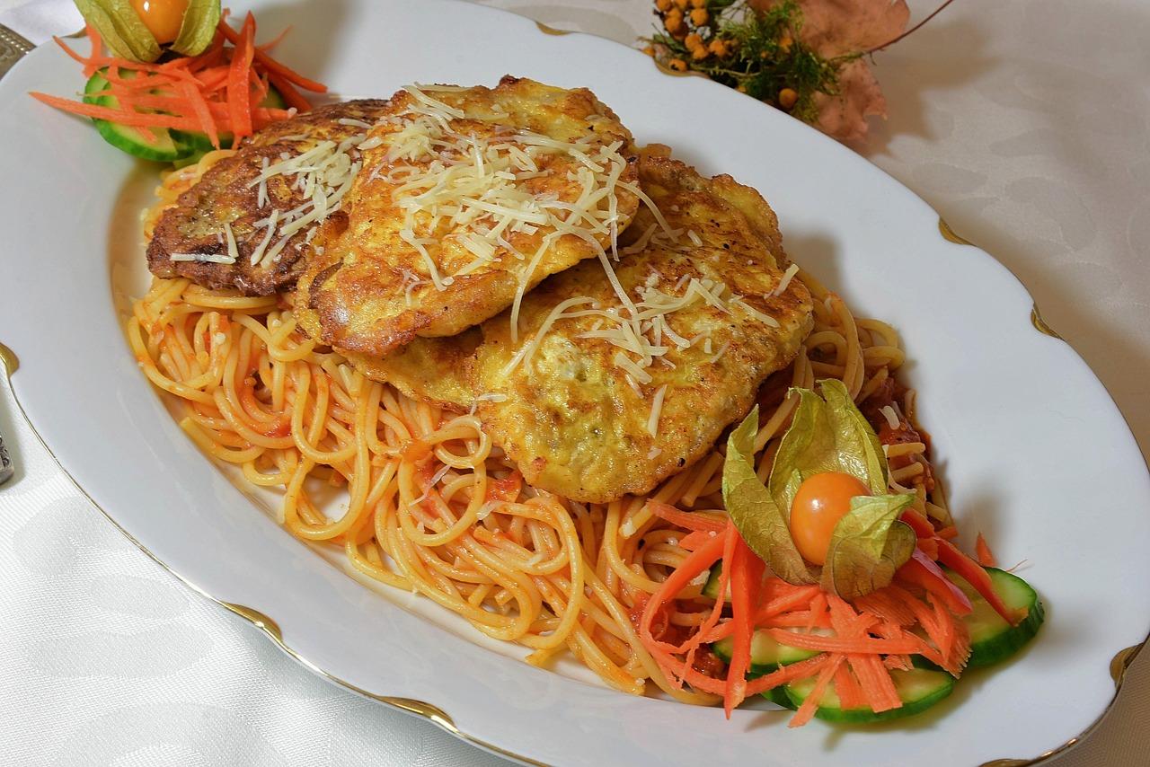 Classic Bolognese Sauce - Tastemaker Blog
