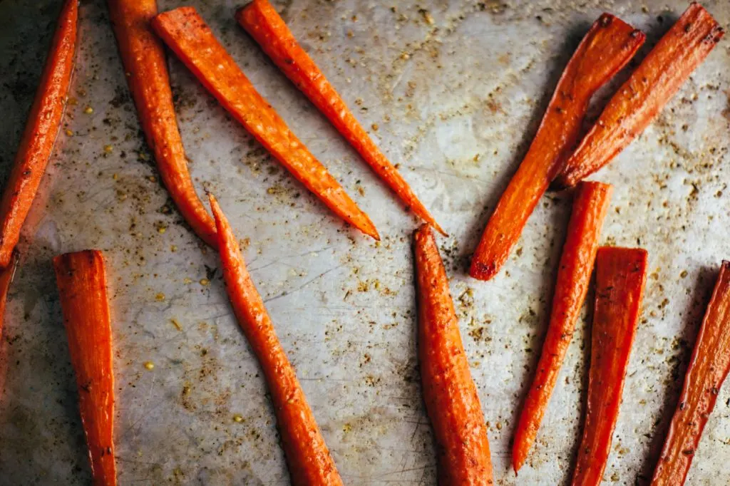 Roasted Carrot Tahini Salad - Tastemaker Blog