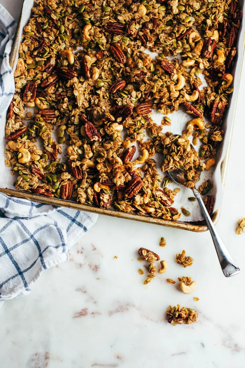 Banana Nut Granola - Tastemaker Blog