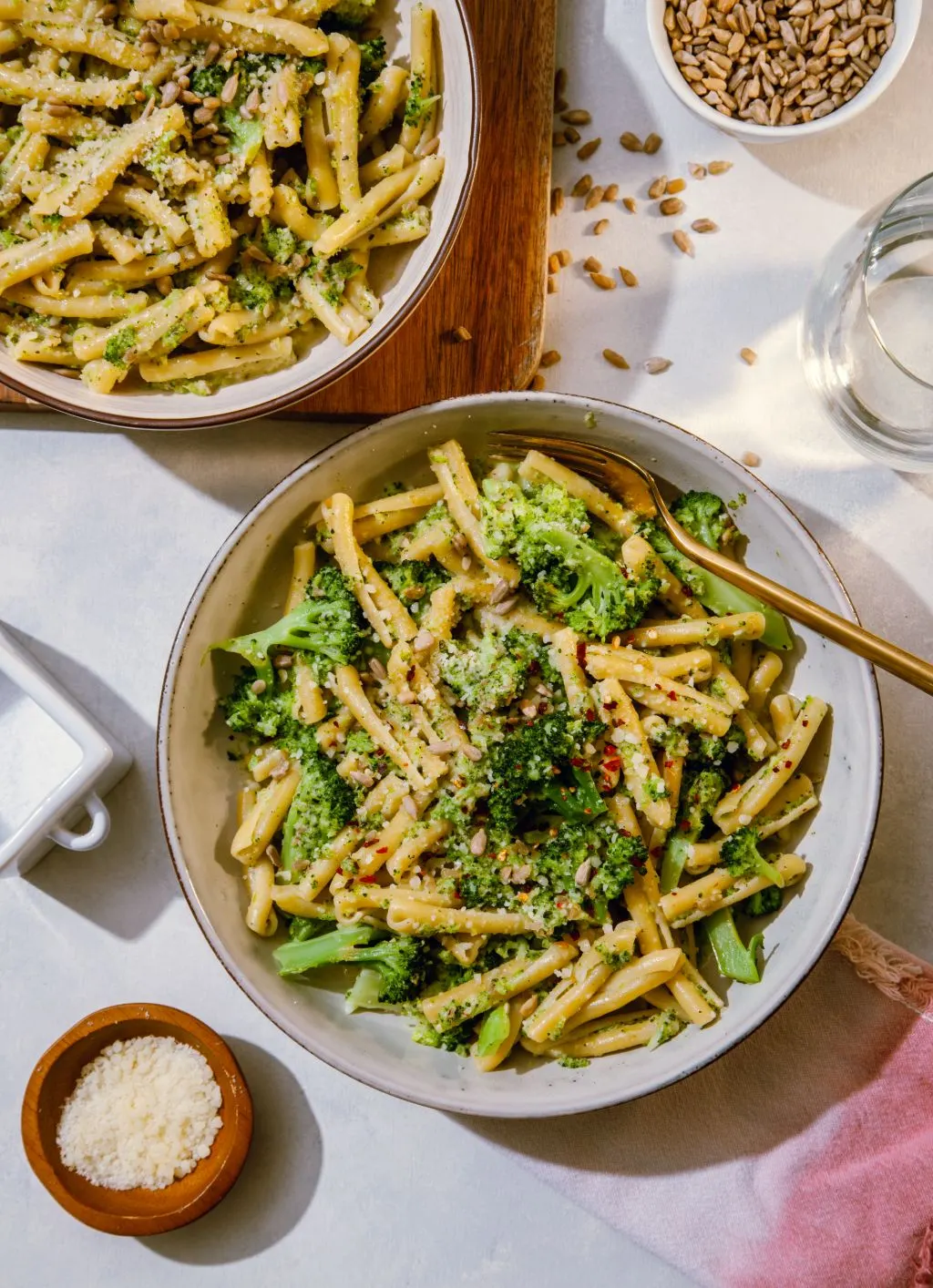 Broccoli Sunflower Pesto Pasta - Tastemaker Blog
